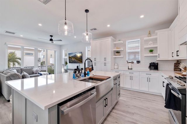 1800 GULF BOULEVARD 1, Indian Rocks Beach, FL 33785