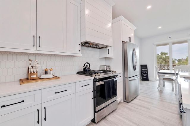 1800 GULF BOULEVARD 1, Indian Rocks Beach, FL 33785