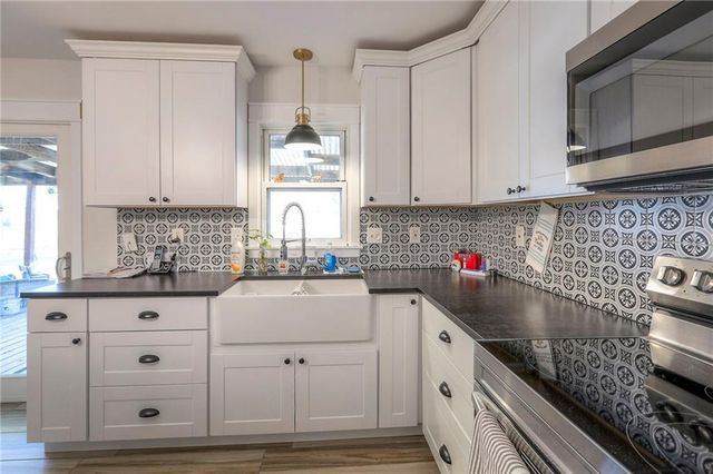 10604 E 75 Street, Raytown, MO 64138