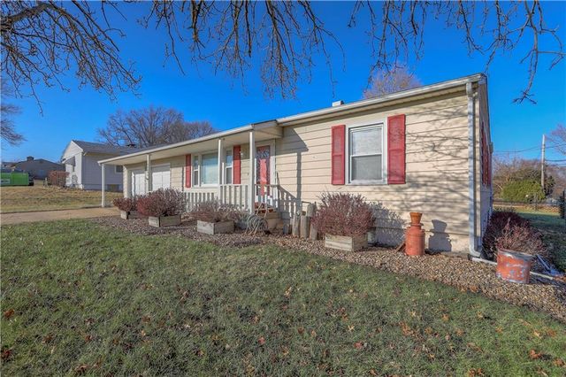 10604 E 75 Street, Raytown, MO 64138