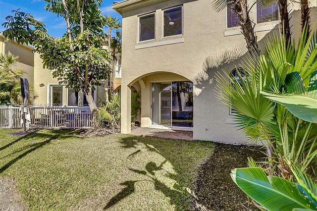 21032 NE 32nd Ave 21032, Aventura, FL 33180