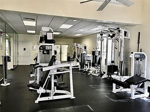 21032 NE 32nd Ave 21032, Aventura, FL 33180