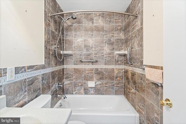 903 BREEZEWICK CIR, Baltimore, MD 21286