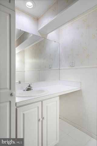 903 BREEZEWICK CIR, Baltimore, MD 21286