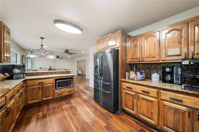 954 Madison 8050, Rogers, AR 72756