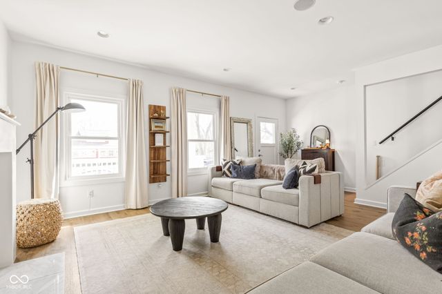 6148 Primrose Avenue, Indianapolis, IN 46220