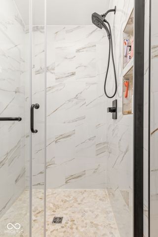 6148 Primrose Avenue, Indianapolis, IN 46220