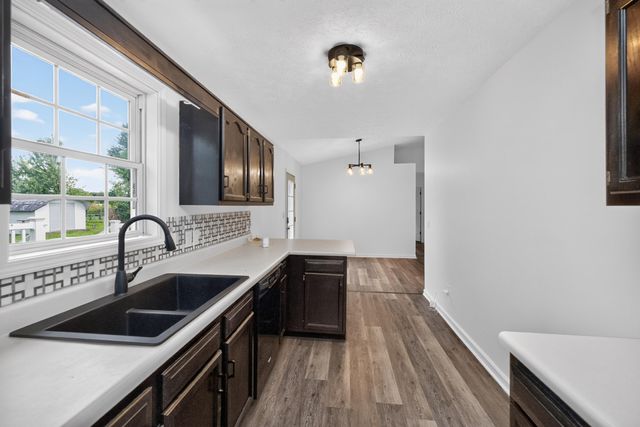 216 Raintree Circle, Stanford, KY 40484