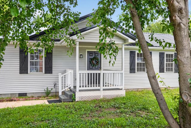 216 Raintree Circle, Stanford, KY 40484