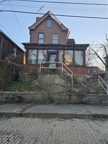 106 Peter Street, Duquesne, PA 15110