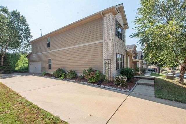 57 Matador Way, Newnan, GA 30263