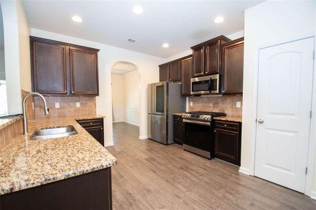 57 Matador Way, Newnan, GA 30263