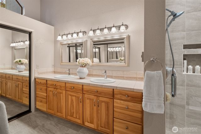 4918 Shellridge Road NW, Olympia, WA 98502