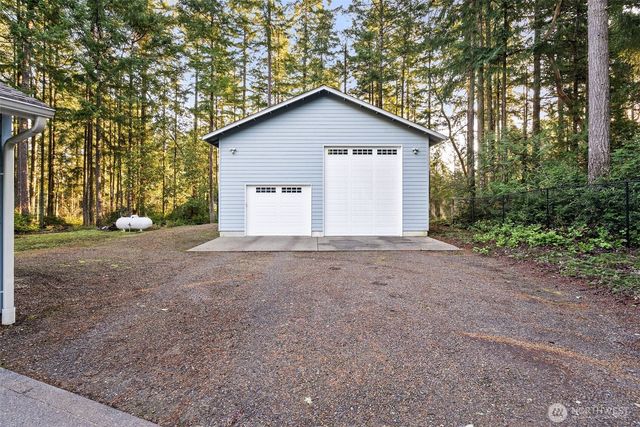 4918 Shellridge Road NW, Olympia, WA 98502