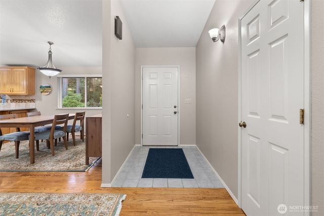 4918 Shellridge Road NW, Olympia, WA 98502