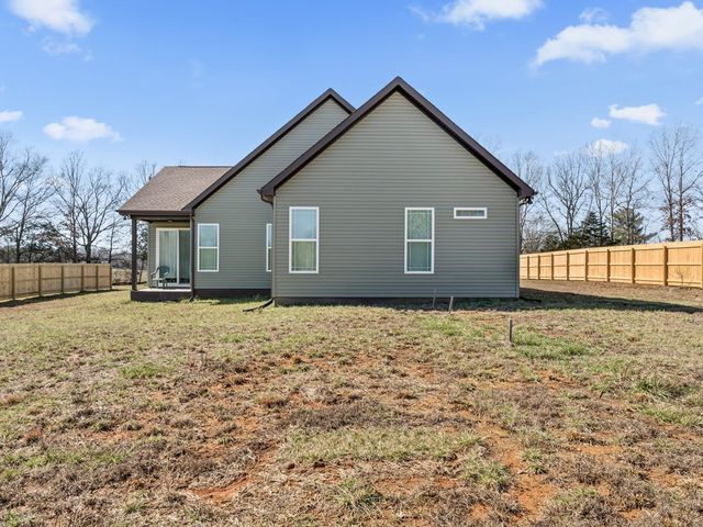 506 Bill Fuson Rd, Mcminnville, TN 37110
