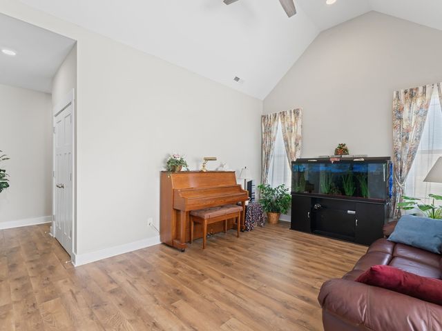 506 Bill Fuson Rd, Mcminnville, TN 37110