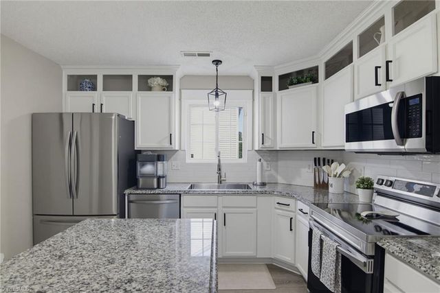 913 Topsail Drive, Browns Summit, NC 27214