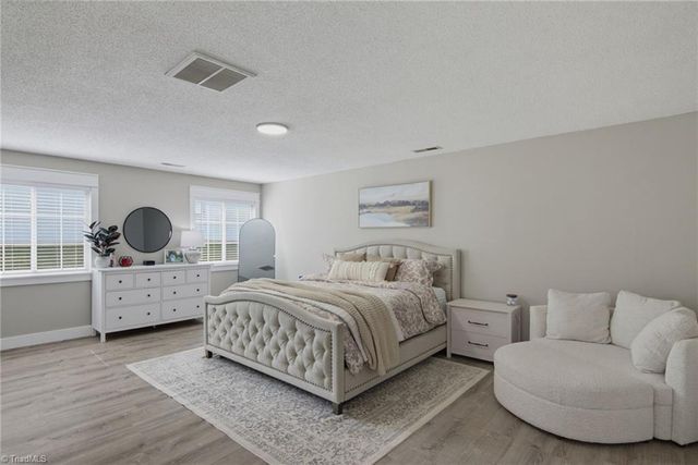 913 Topsail Drive, Browns Summit, NC 27214