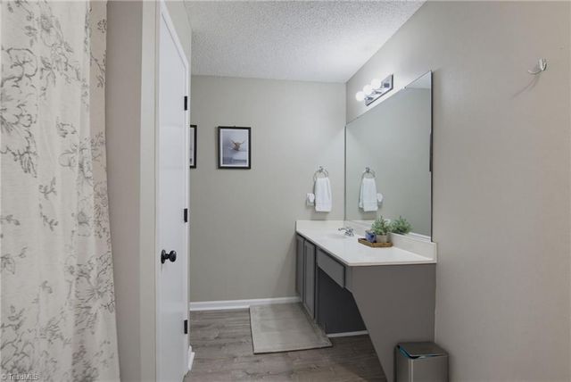 913 Topsail Drive, Browns Summit, NC 27214