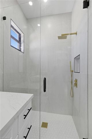 317 Wilmington PKWY, Cape Coral, FL 33993