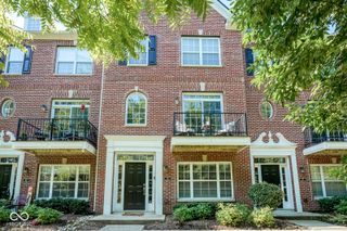 92 11th Street NW, Carmel, IN 46032