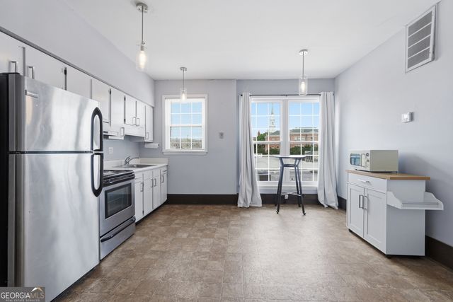 219 Abercorn Street APT F3, Savannah, GA 31401