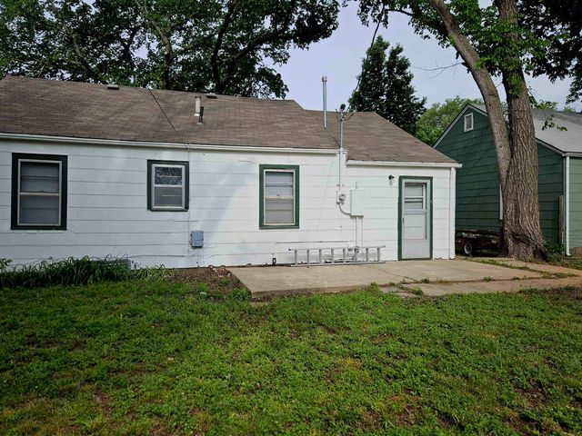 1244 S Shelden St., El Dorado, KS 67042