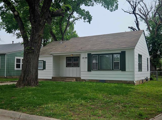 1244 S Shelden St., El Dorado, KS 67042