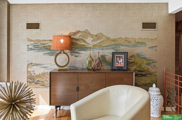 6706 Glenwood Road, Omaha, NE 68132