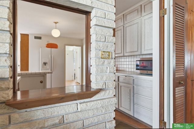 6706 Glenwood Road, Omaha, NE 68132