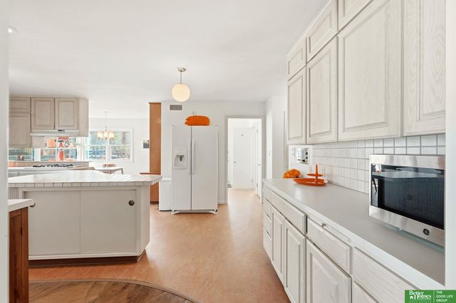 6706 Glenwood Road, Omaha, NE 68132