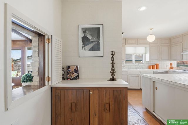 6706 Glenwood Road, Omaha, NE 68132