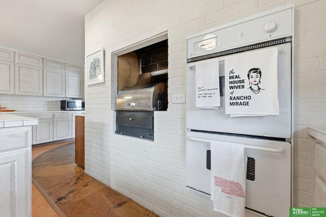 6706 Glenwood Road, Omaha, NE 68132