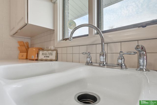 6706 Glenwood Road, Omaha, NE 68132