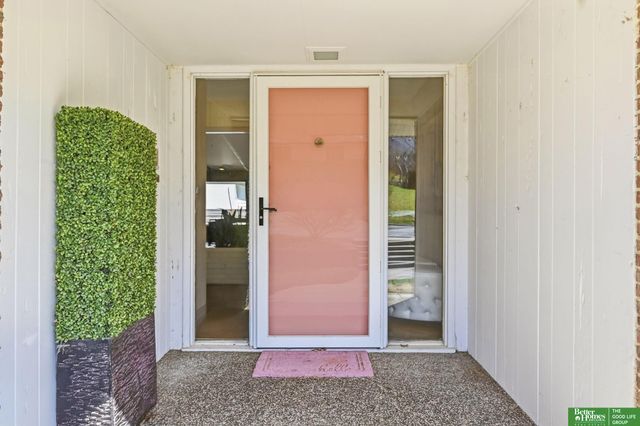 6706 Glenwood Road, Omaha, NE 68132