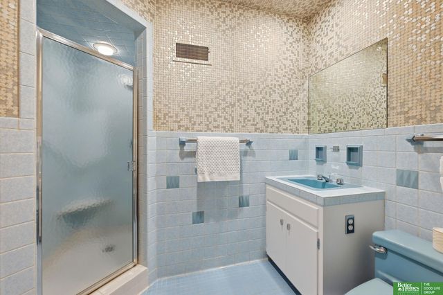 6706 Glenwood Road, Omaha, NE 68132