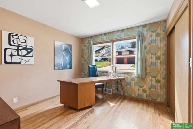 6706 Glenwood Road, Omaha, NE 68132