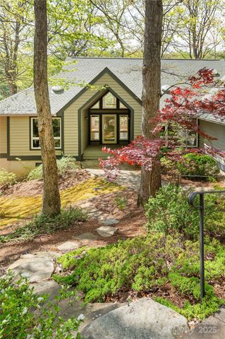 217 Fern Creek Drive, Flat Rock, NC 28731
