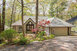 217 Fern Creek Drive, Flat Rock, NC 28731
