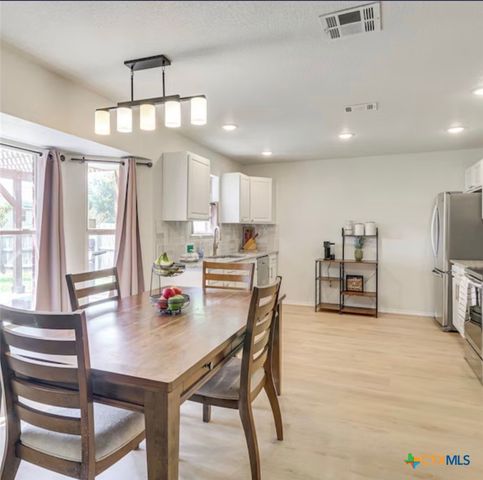806 James Loop, Killeen, TX 76542