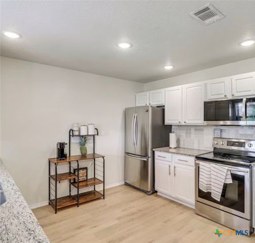 806 James Loop, Killeen, TX 76542