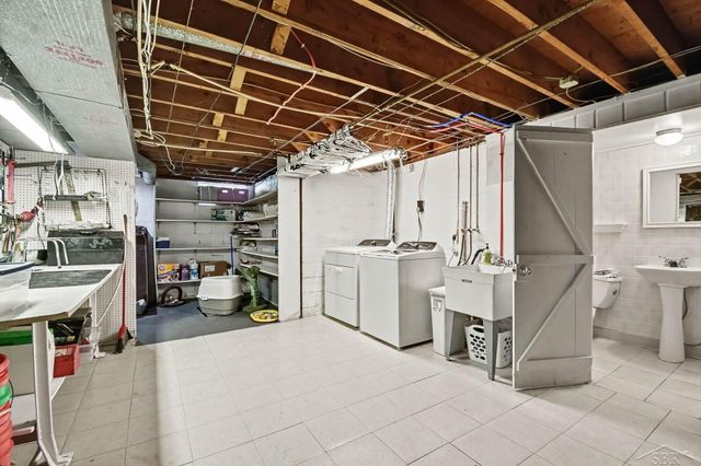 2130 Clover Lane, Saginaw, MI 48602