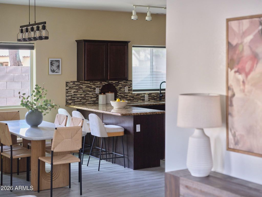 10225 W CAMELBACK Road 42, Phoenix, AZ 85037 — photo 3