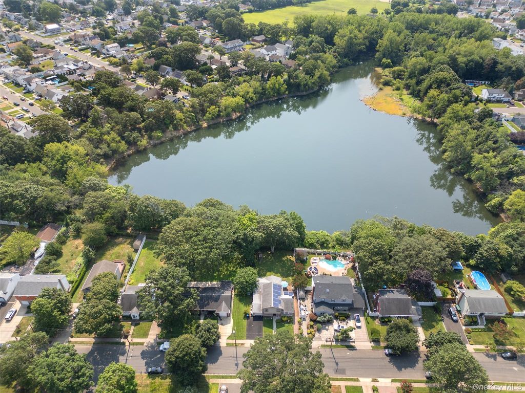 1850 Lenox Avenue, East Meadow, NY 11554