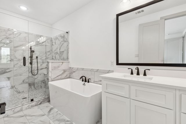 2541 Carmelita Street, Dallas, TX 75212