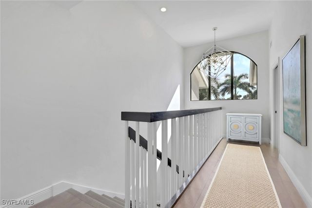 605 8th AVE S 605, Naples, FL 34102