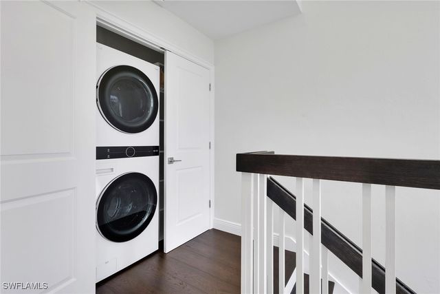 605 8th AVE S 605, Naples, FL 34102