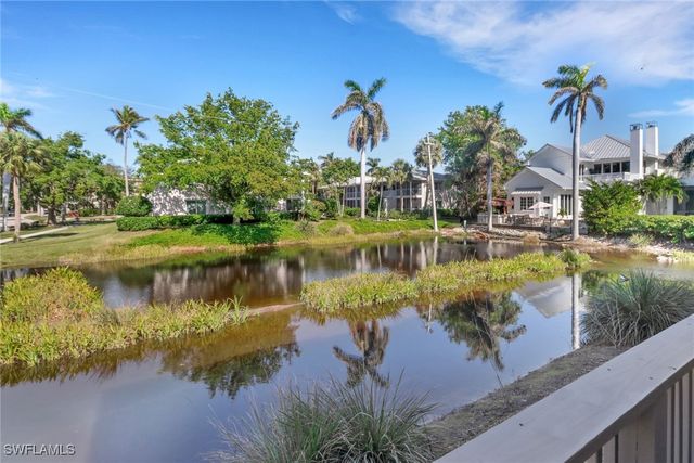 605 8th AVE S 605, Naples, FL 34102