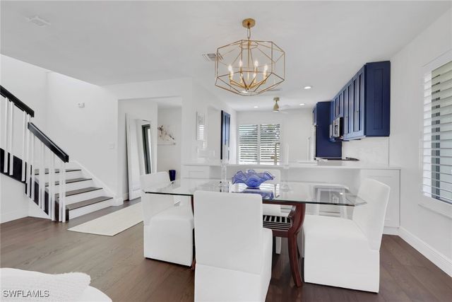 605 8th AVE S 605, Naples, FL 34102